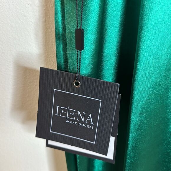 Ieena for Mac Duggal emerald green square neck line long gown dress size 4 - Picture 13 of 16